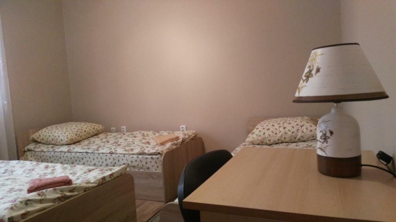 Apartments I & I Berehove  Extérieur photo